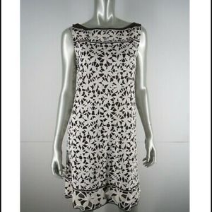DIANE VON FURSTENBERG gorgeous dress in excellent condition.